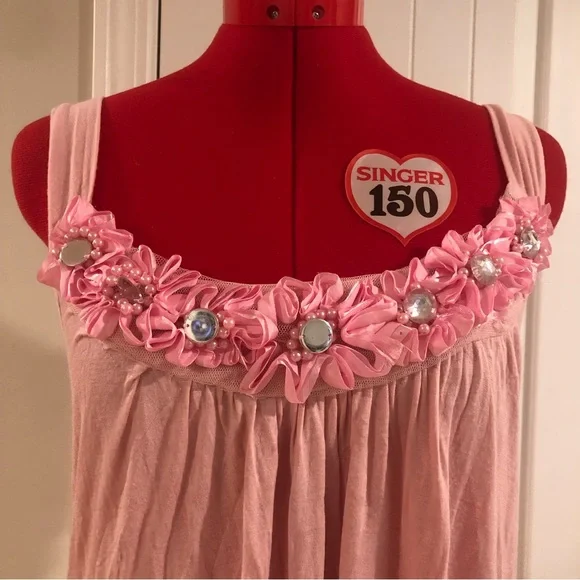 2 FOR $20 Y2K Pink Tank Top With 3D Flowers And Rhinestone Beaded Embellishments - Picture 5 of 10